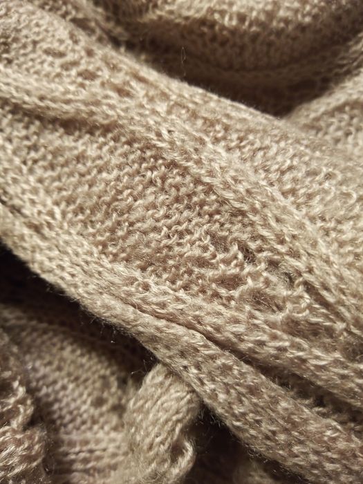 Liliowy szal typu komin, miękki, ażurowy