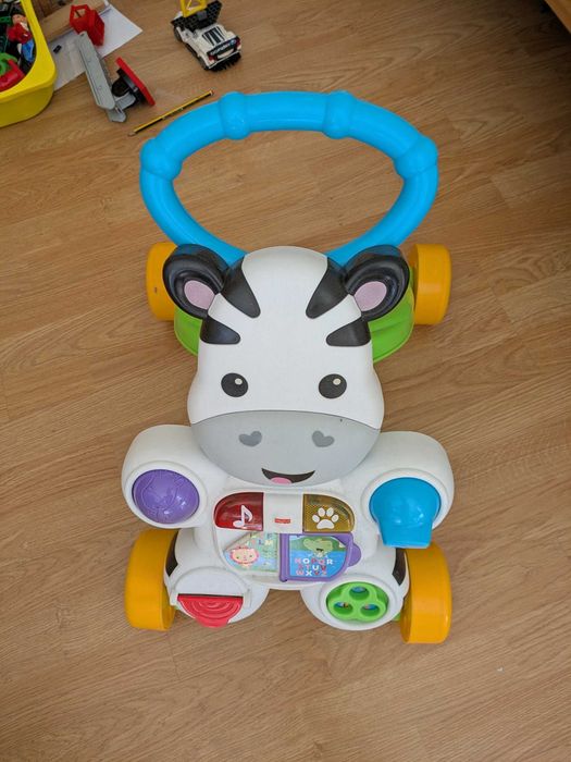 Andador musical Fisher-Price Zebra