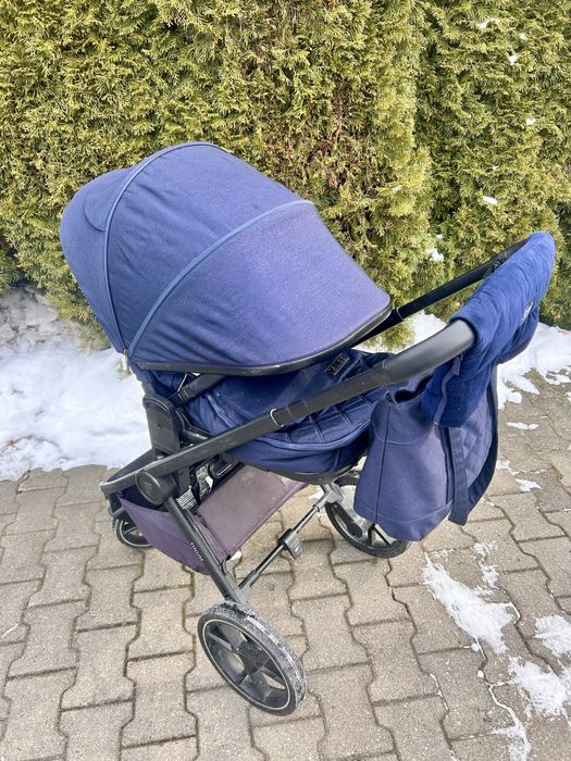 Wózek Venicci Tinum 2w1