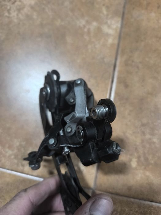 Desviador traseiro Shimano Alivio 9V – gaiola longa (Shadow RD)