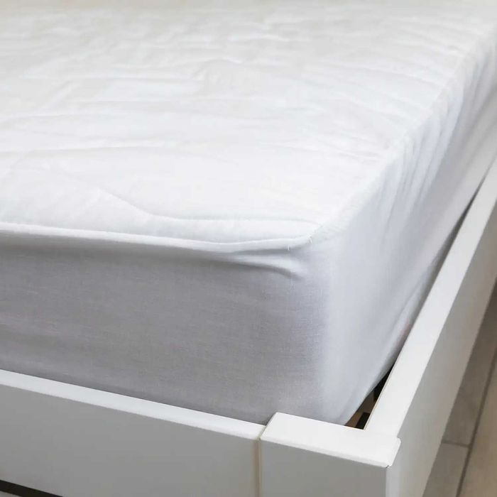 Наматрацник-чохол  з гіпоалергенним наповнювачем, наматрасник