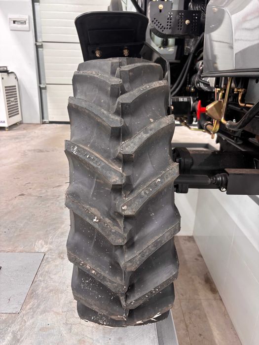 Трактор Скаут TE-504C з кондиціонером