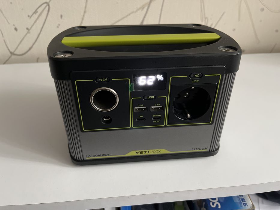 Павербанк Зарядна станція Goal Zero Yeti 200X з розеткою на 220