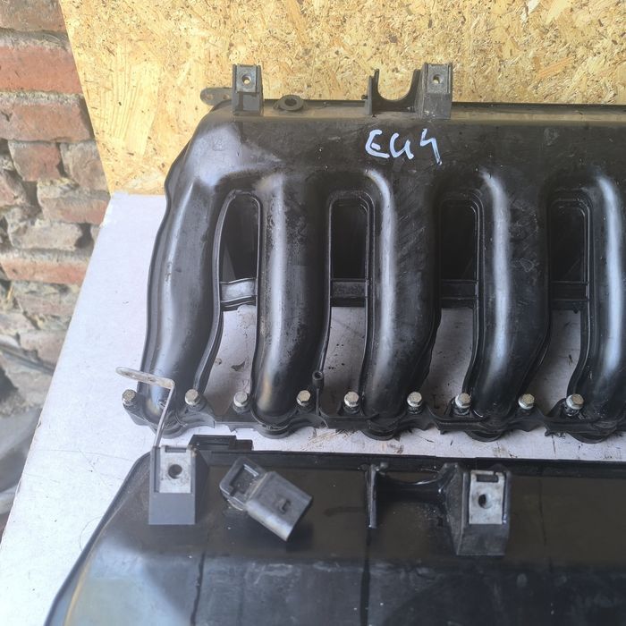 Kolektor sacy z klapkami  BMW e70 E60 e61 E65 E90  E53 x5