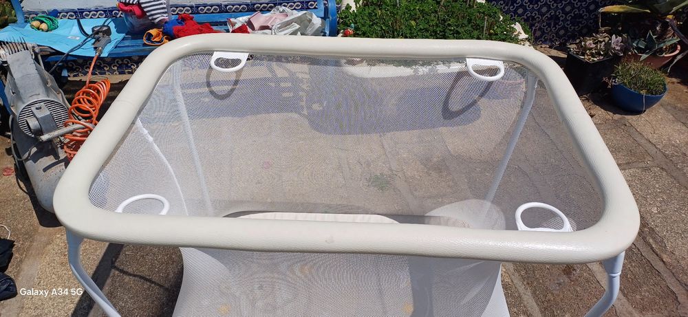 Parque de bebé mais cadeira