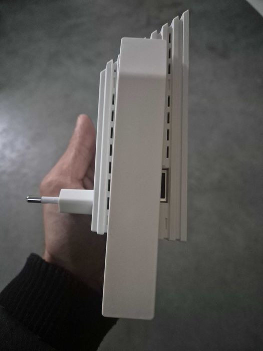 Extensor e amplificador de sinal Wifi