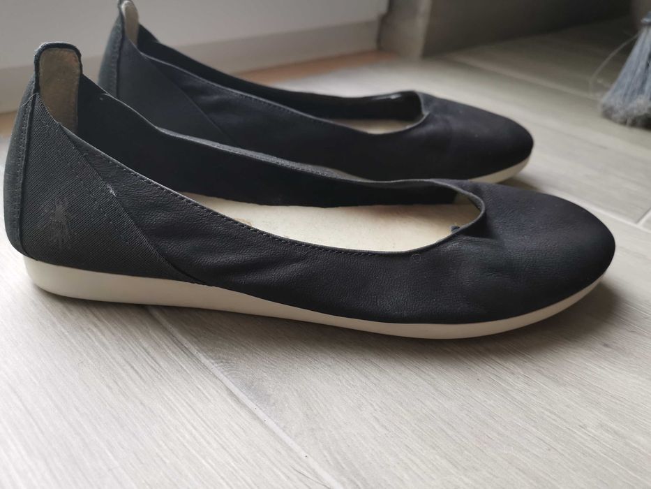 Vendo sapatos mulher pele Fly número 38