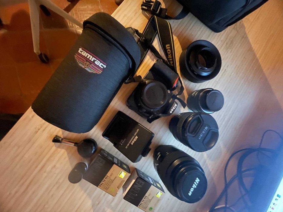 Kit Nikon D5600 + 2 Lentes – Excelente Estado