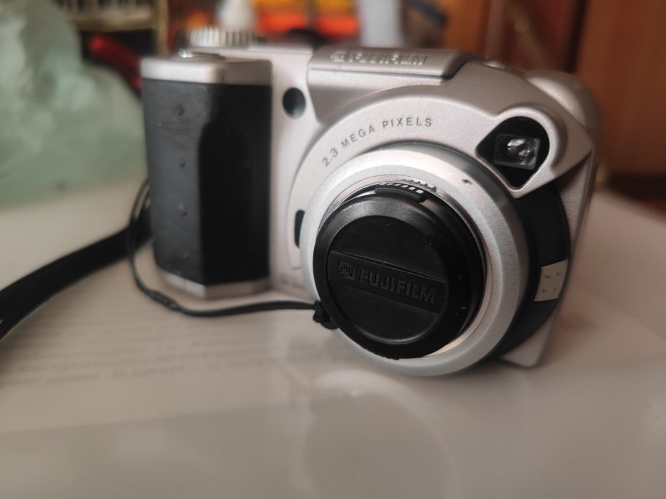 Дуже рідкісний  цифровий фотоапарат fugifilm