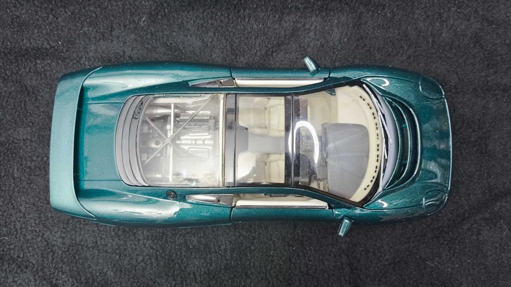 Модель авто 1:18 Jaguar XJ220 green (Maisto made in Thailand)