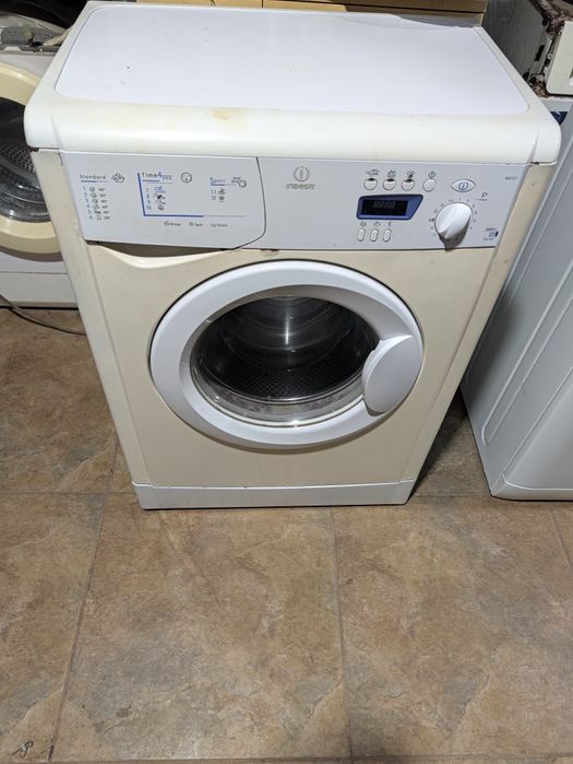 Стиральная машина  Indesit! Гарантия! Доставка!