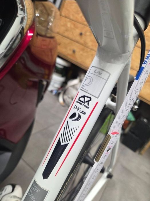 Rower szosowy Giant LIV Avail SL 2 Disc 2019 - jak nowy