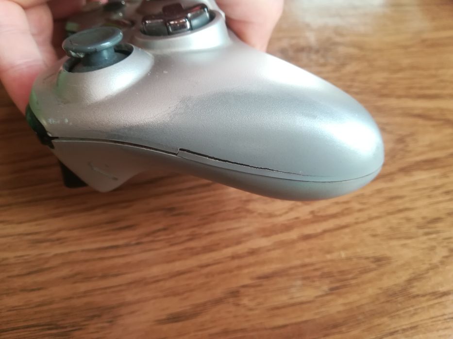 Pad Srebny Bezprzewodowy Xbox 360 Opis