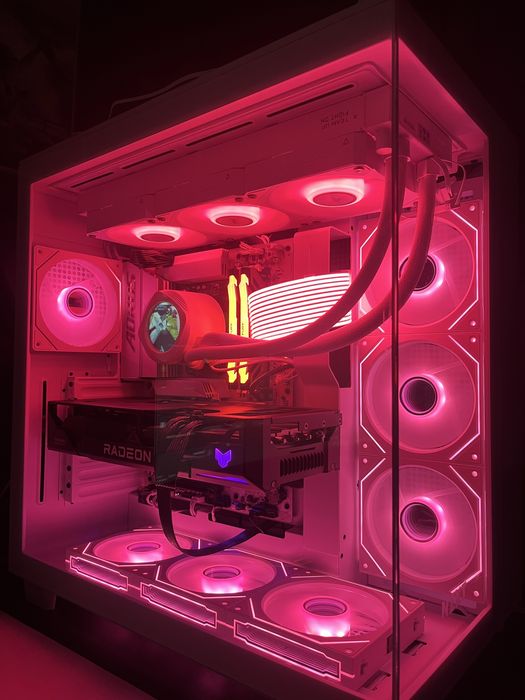GAMING PC Ryzen 7 7800X3D / RX 7800 XT / 32GB DDR5 / NZXT H9 / GWARANC