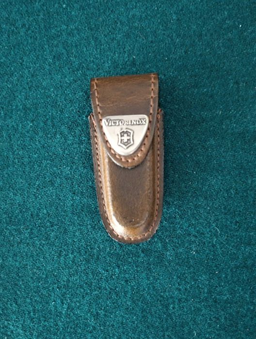 Rara Bolsa em pele Victorinox Classic SD 4.0531