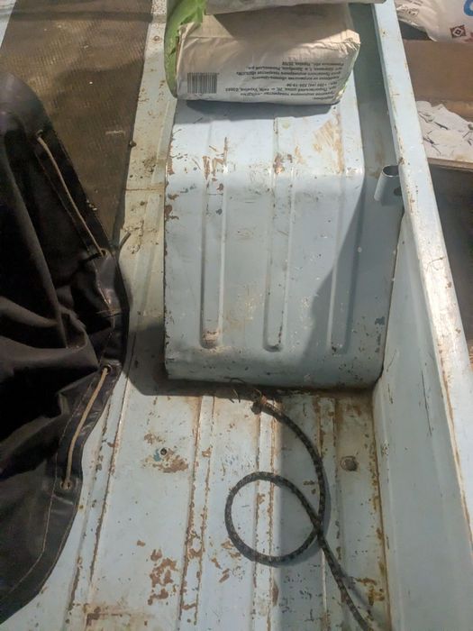 Продам два Прицепи ММЗ 81024