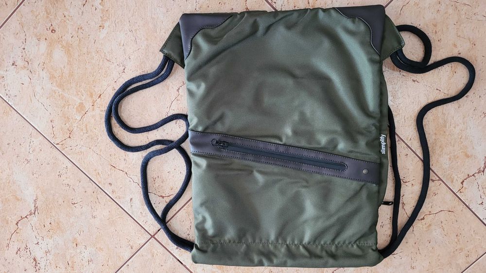 Worek do szkoły z kieszenią na zamek