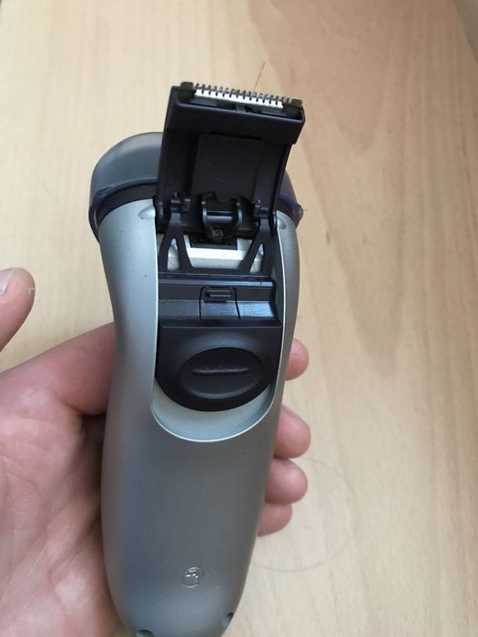 2 Maquina barbear philips (sao duas maquinas)