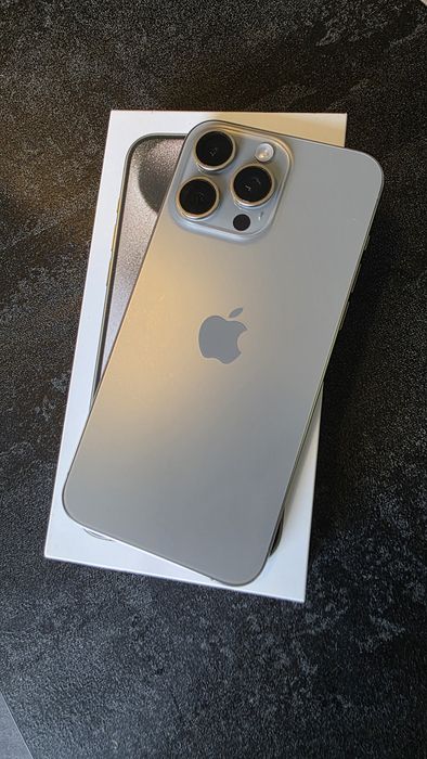 Apple iPhone 15 Pro Max 256GB Natural Titanium