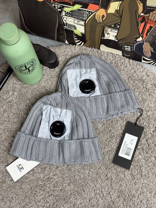 РОЗПРОДАЖ!Шапка C.P. Company Lens Merino (сп компани)