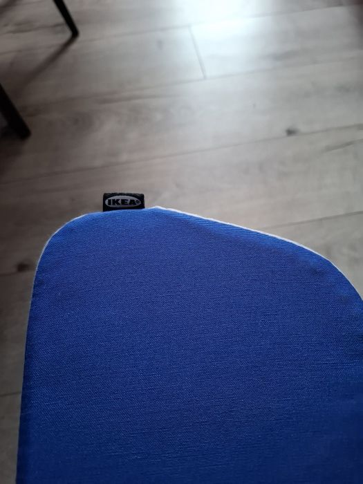 Podnóżek  z firmy Ikea