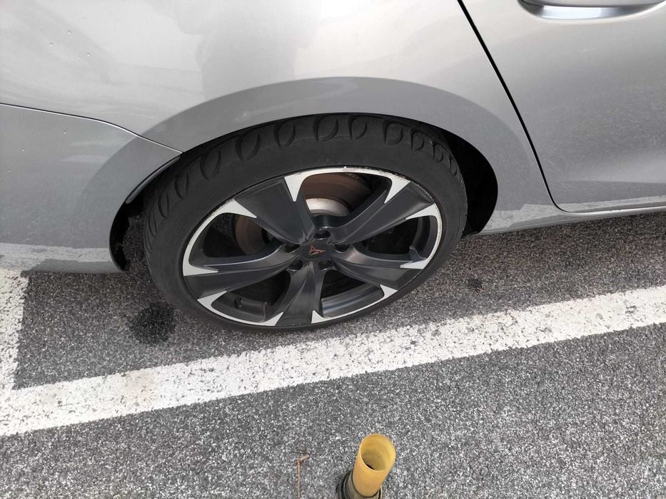 Cupra Leon como novo ótimo preço