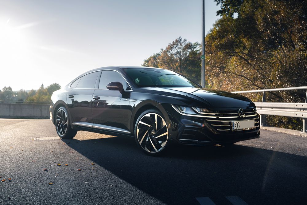 Volkswagen Arteon 2.0 TSI R-Line DSG stan IDEALNY Salon POLSKA bezwypa