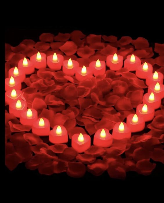 Набір до дня закоханих Лед свічки+ пелюстки