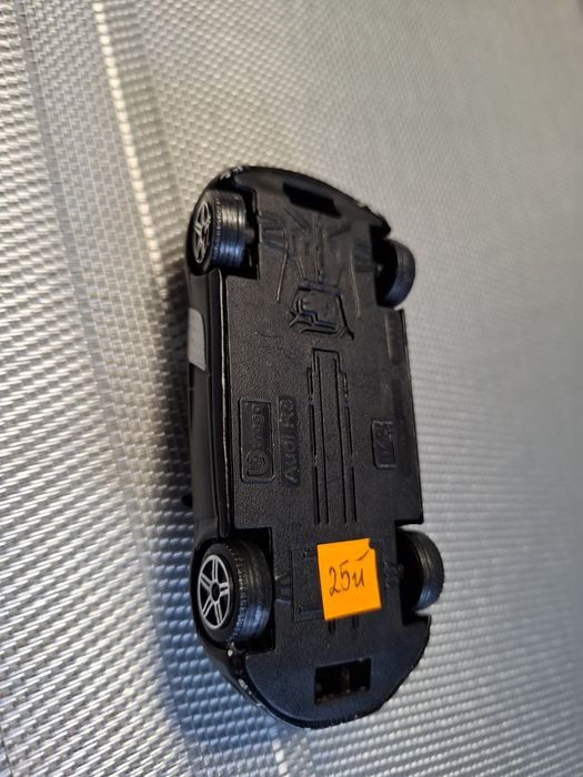 Bburago audi r8 model samochodu