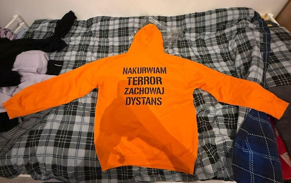 Bluza męska z kapturem "Naku*wiam terror. Zachowaj dystans", Just Hood