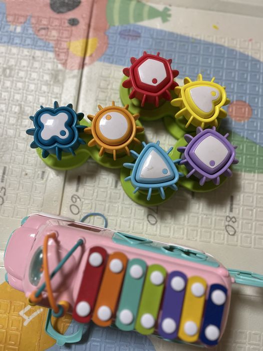 Інтерактивні іграшки,сортер,каталка