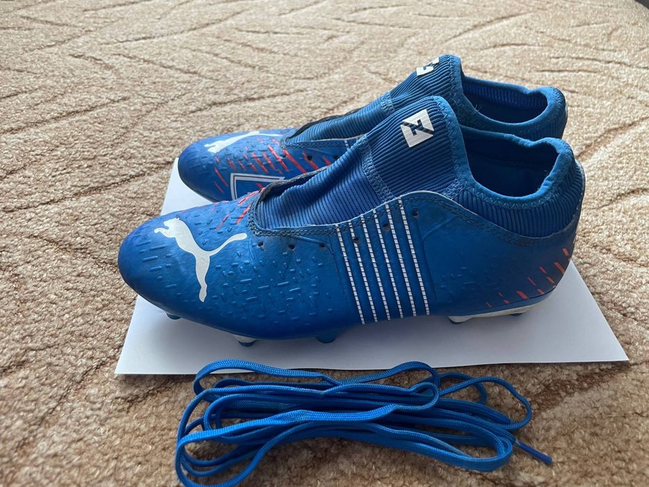 НОВІ Бутси Puma р.40/41