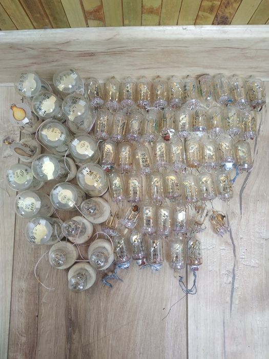 Радіодеталі.Кварцовий резонатор