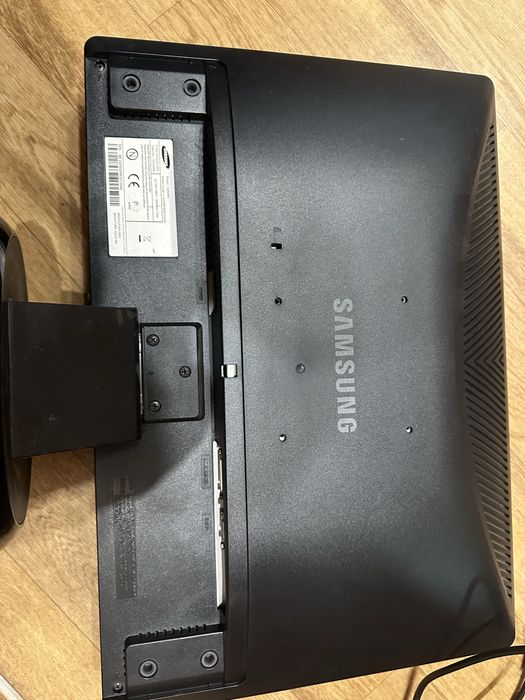Монитор samsung 226BW
