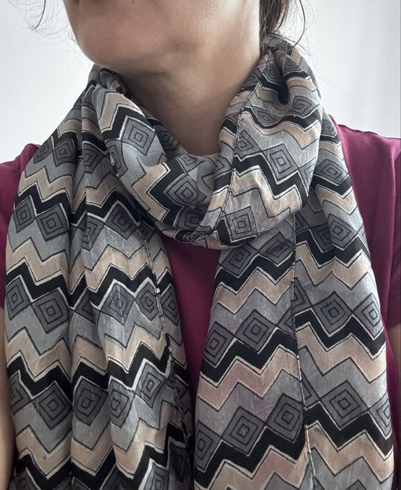 Cienki szalik apaszka jedwab