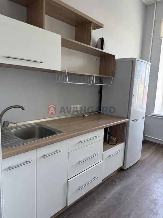 Продам 4к квартиру вул. Антоновича, метро Олімпійська