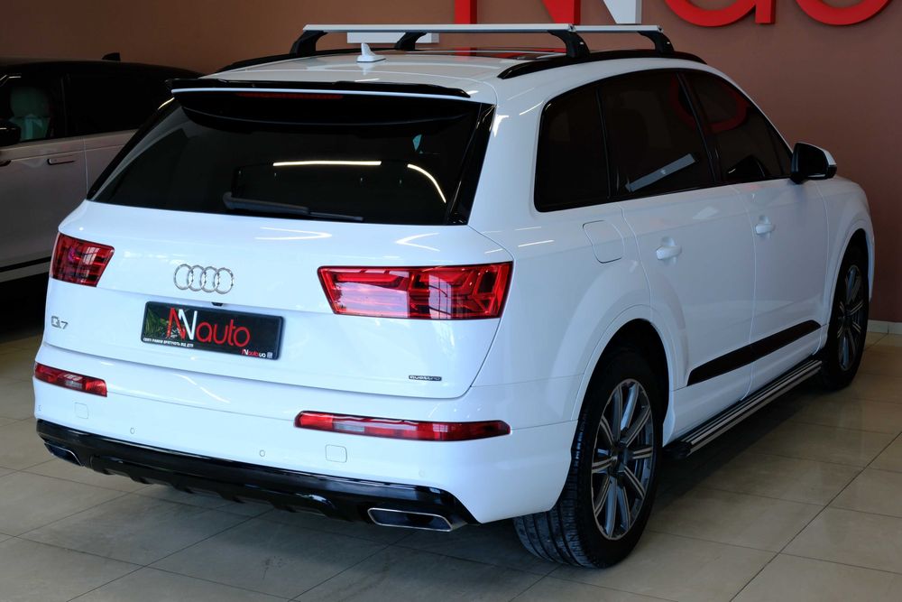 Audi Q7 2019 біла