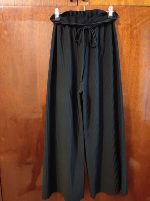 Брюки черные плиссе