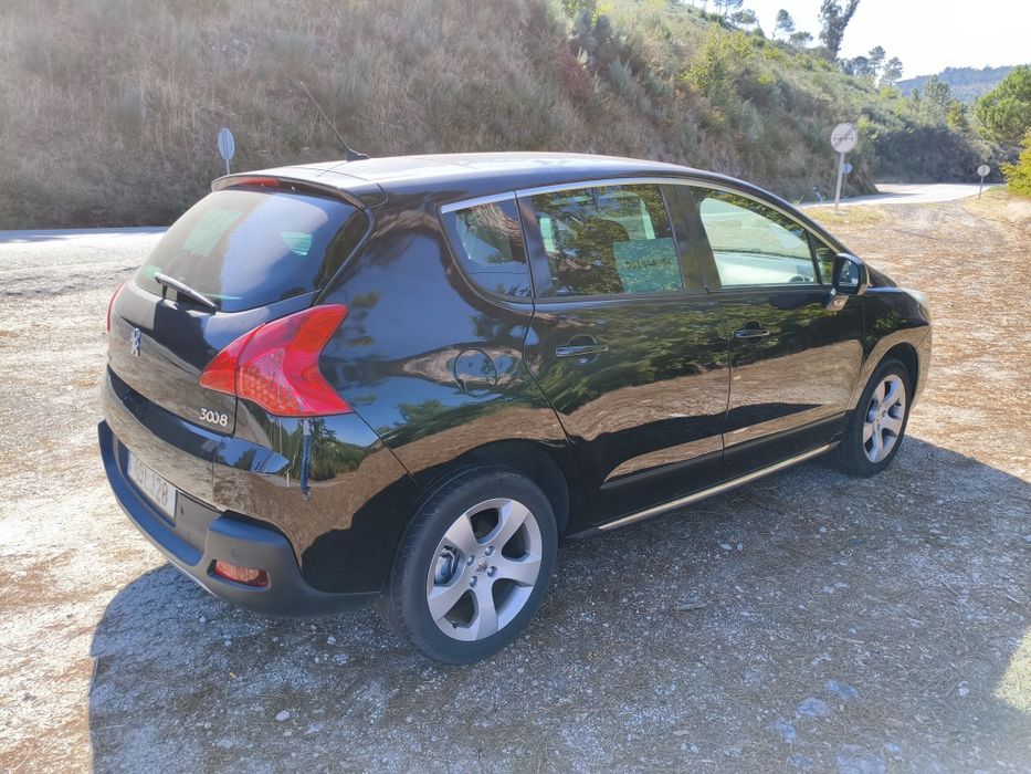 Peugeot 3008 1.6 HDi - Automático - Teto panorâmico - Impecável!