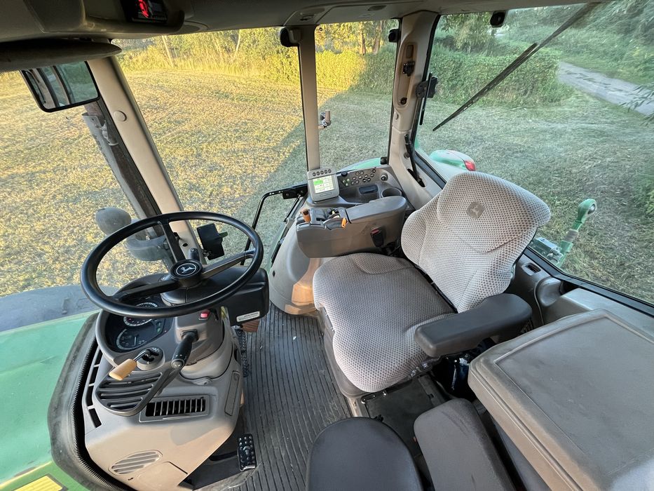 John deere 7530