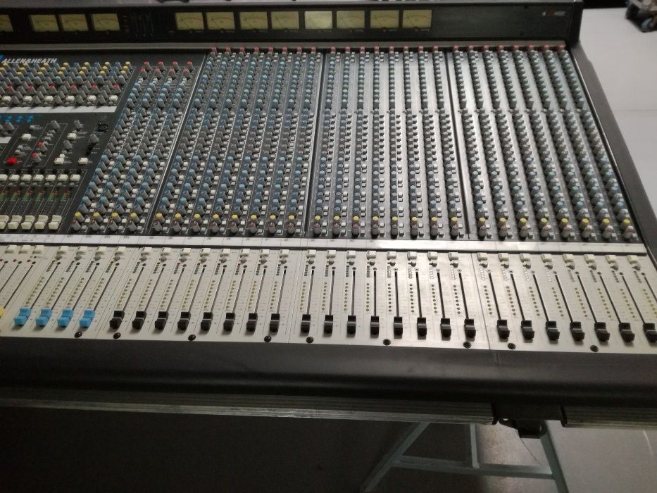 Mesa de mistura ML5000 ML4000 Allen&heath 48 canais