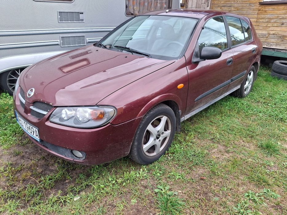 Nissan Almera