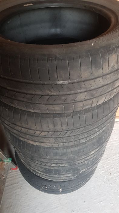 Komplet opon Michelin 205x55r16