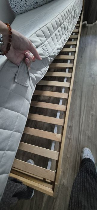 Cama neind/luroy 44  mais colchão a parte 60