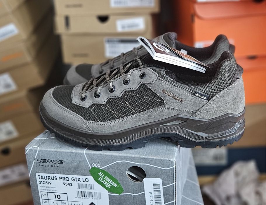 Кросівки Lowa Taurus pro gtx . Розмір 41 -44.5