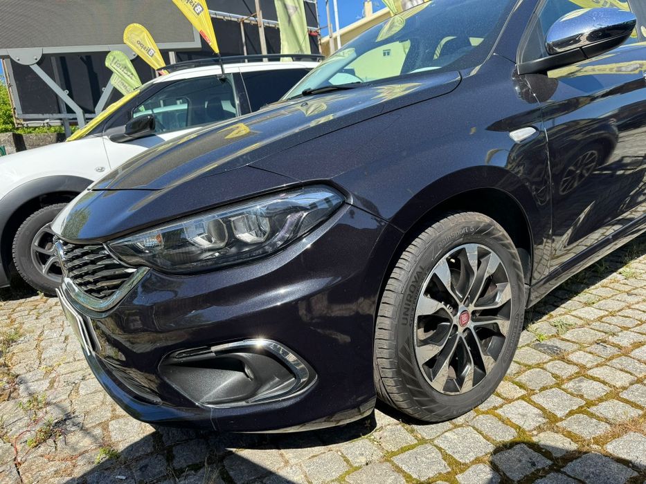 Fiat tipo 2019 mirror