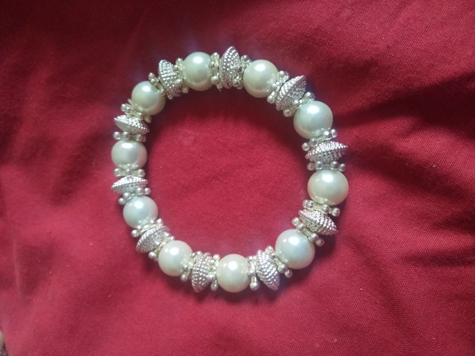 Vendo 7 pulseiras novas