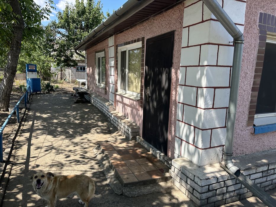 Продаж житлового будинку