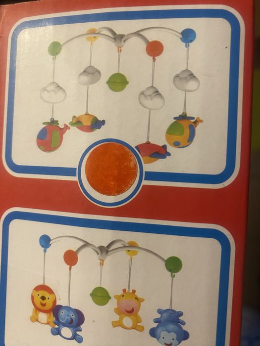 Karuzela grająca nad łóżeczko