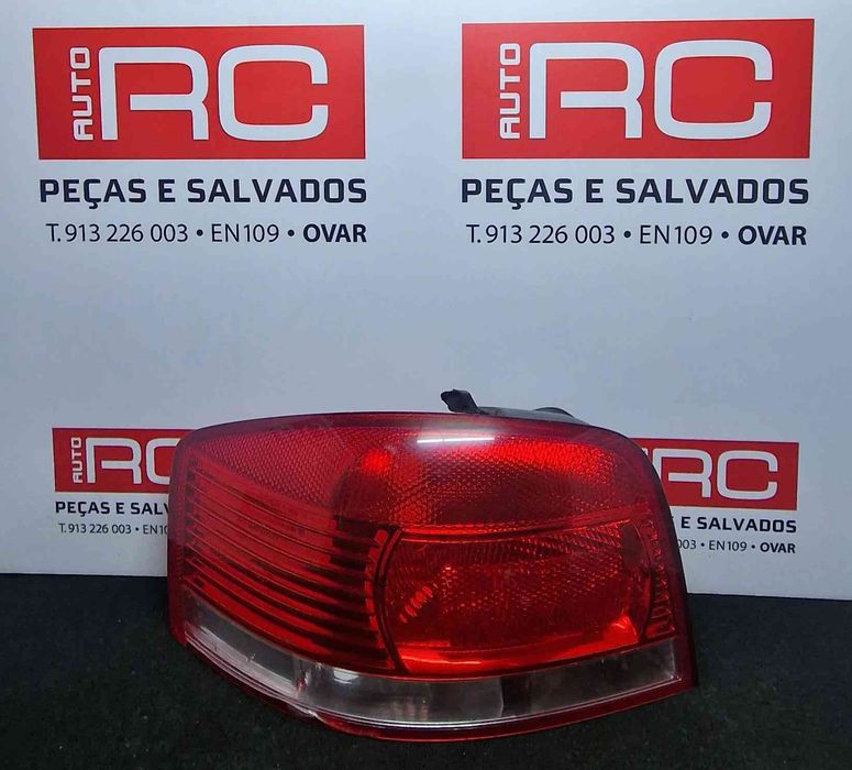 Farolim Esquerdo 8p09450950259 - AUDI A3